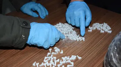 Silah şeklinde, 20 bin uyuşturucu hap ele geçirildi