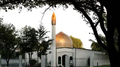 Kanlı Cuma!..namaz kılan müslümanları katlettiler