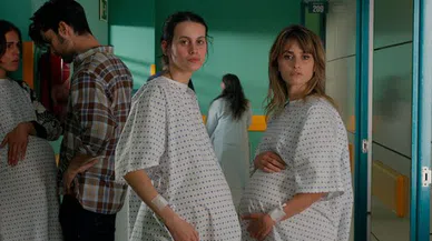 Penelope Cruz, Paralel Anneler'de