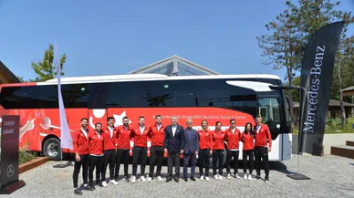 Türk Hentbol'unu Zirveye Mercedes-Benz Taşıyacak
