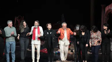 'Kuğunun Şarkısı' İstanbul Seyircisiyle Buluştu.