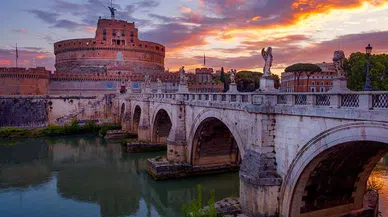Roma, Aşkın Tarihle Buluştuğu Büyülü Şehir