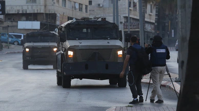İsrail ordusu Batı Şeria’da iki Filistinli evi yıktı