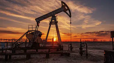 Brent petrol fiyatı yeniden gerileme eğiliminde