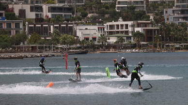 Türkiye’de bir ilk! Motosurf’te dünya arenası İstanbul’da