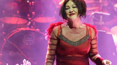 Ünlü sanatçı Nazan Öncel hastaneye kaldırıldı