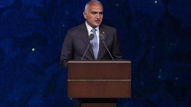 Bakan Ersoy: Gençlik cumhuriyeti sonsuza dek yaşatacak!