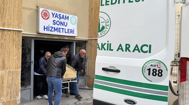 Sivas'ta KKKA şüphesiyle tedavi gören kadın hayatını kaybetti