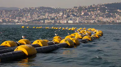 İzmit Körfezi dip çamuru temizliğiyle canlandı