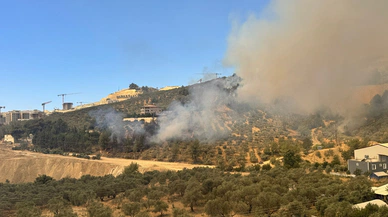 Hatay Antakya’da orman yangınına müdahale sürüyor