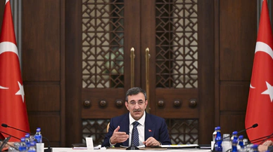 Cevdet Yılmaz Güzelyurt’ta gençlerle buluştu