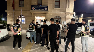 Trafikte konvoy yapan 9 kişiye 165 bin lira ceza