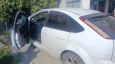 Antalya'da 16 Yaşındaki Çocuk, Park Halindeki Araçtan 50 Bin TL'yi Çaldı