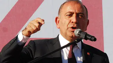 Gürsel Tekin CHP'den İhraç Edildi
