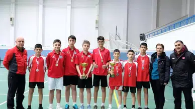 Erzincan'da Yıldızlar Badminton İl Birinciliği Tamamlandı