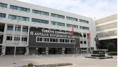 Antalya Büyükşehir Belediyesi Operasyonunda Yeni Gelişmeler: Taraftar Derneğine Baskın Yapıldı