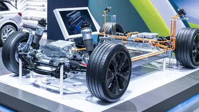 Almanya’nın 1000 Volt Elektrikli Araç Hamlesi Nedir ve Ne Amaçlıyor?