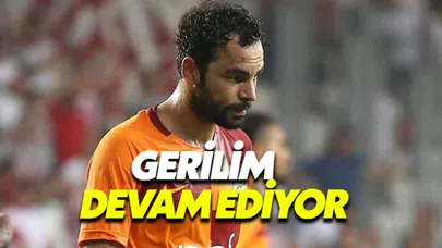 Galatasaray taraftarından Selçuk İnan'a protesto