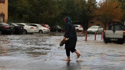 Yağış Geliyor Hava Sıcaklıkları Düşüyor