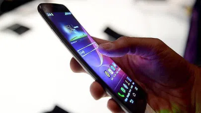 Günde 1 dakika kitap 3 saat telefon