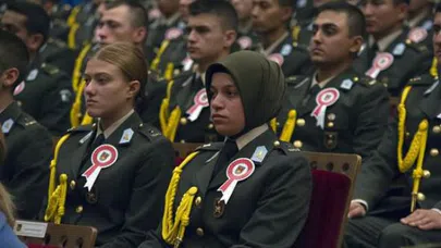 Kara Harp Okulu tarihinde ilk başörtülü öğrenci