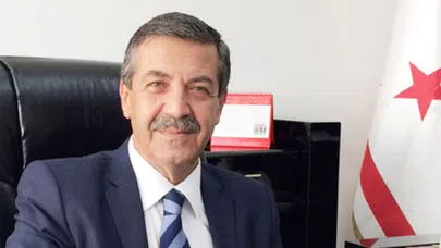 Kıbrıs Türkleri tanınma atağına geçiyor