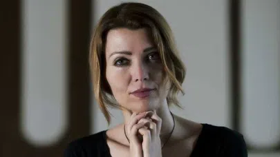 Elif Şafak’tan itiraf: Biseksüelim