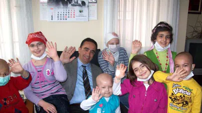 Çocuk Hakları Nobel'i, Türk doktor Üstün Ezer'e verildi