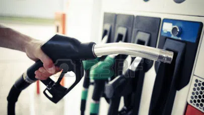 Son dakika..Benzin ve motorine zam!...