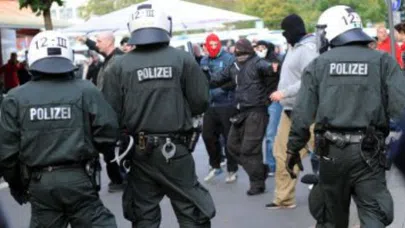 PKK yanlıları Almanya’da polisle çatıştı