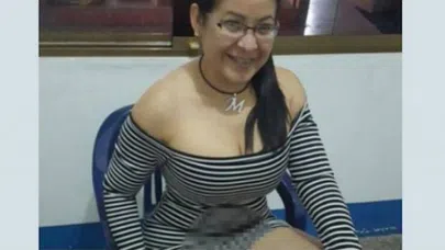 Öğrencilerine çıplak fotoğraflarını gönderen öğretmene 40 yıl hapis cezası