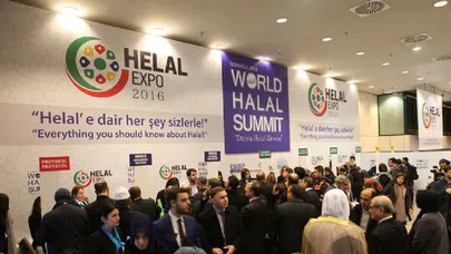 Dünya Helal Zirvesi İstanbul’da başladı