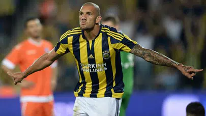 Fenerbahçeli Fernandao ülkesine dönüyor