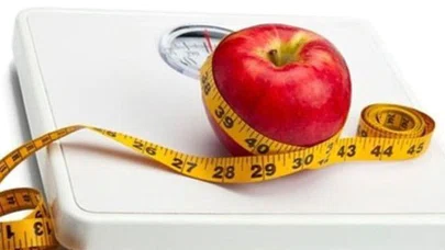 Bilinçsiz yapılan diyetler göz damarlarını vuruyor