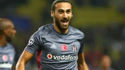 Cenk Tosun'un Everton'a transferi tamamlandı