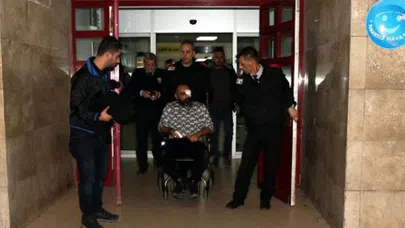 Cinnet getiren doktor, 3 polisi yaraladı