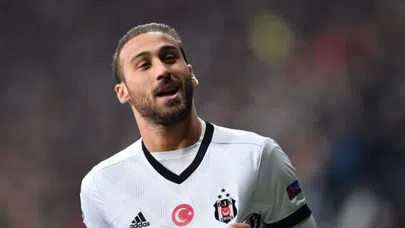 Cenk Tosun resmen Everton’da imza saati belli oldu