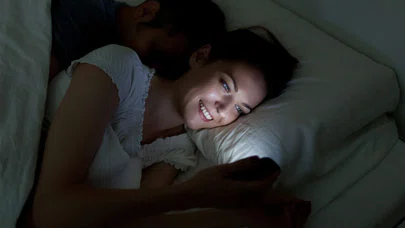 Uyku problemlerinizin nedeni sosyal medya