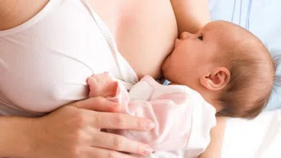 Emziren Annelerin Meme Uçları Neden Yara Olur?