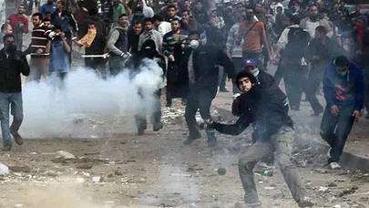 İran'da Sular Durulmadı