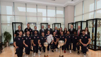 Halkbank Spor üst üste 3. kere şampiyon