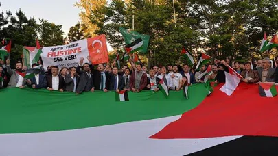 Beyoğlu’da İsrail'i protesto ettiler