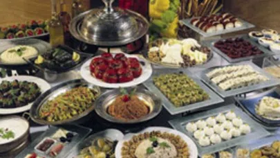 Diyanet İşleri Ramazan menülerindeki israfa dikkat çekti