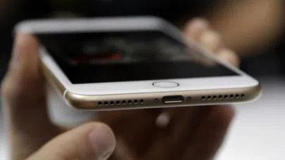 iPhone devrimsel bir şarj sistemi getiriyor