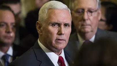 ABD’li bakan Pence: Salıverilmezse, yaptırımlar devam edecek