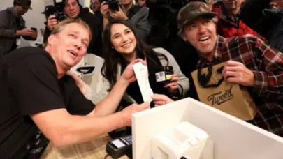 Kanada'da ilk kez keyif amaçlı esrar satıldı