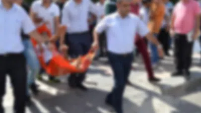 Lisede bıçaklı kavga yaralılar var