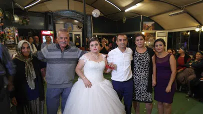Gelinlik onun özlemiydi, damatsız düğünle dileğine kavuştu