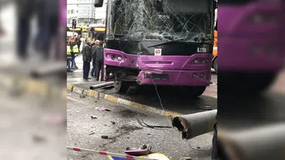 Aksaray'da otobüs tramvay hattına girdi seferler iptal