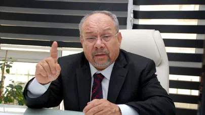 Doktor Salih Mertan evinde intihar etti